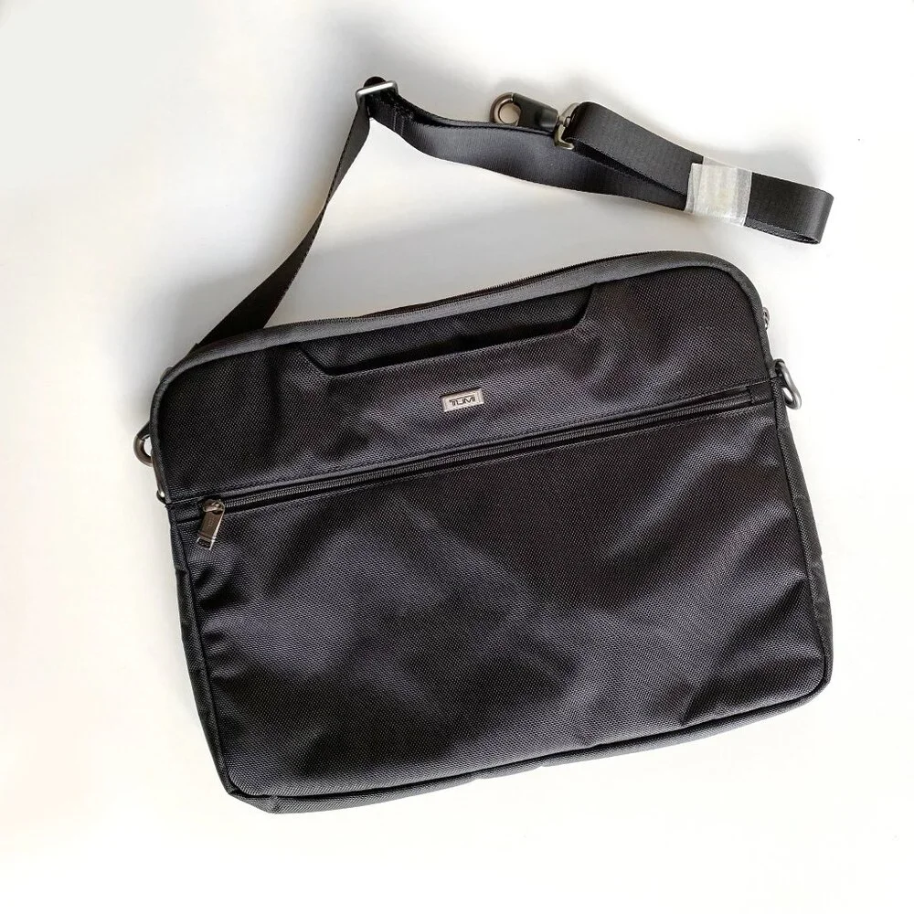 Tumi 2Way Balistic Black Nylon Alpha Computer Briefcase Business Crossbody Bag